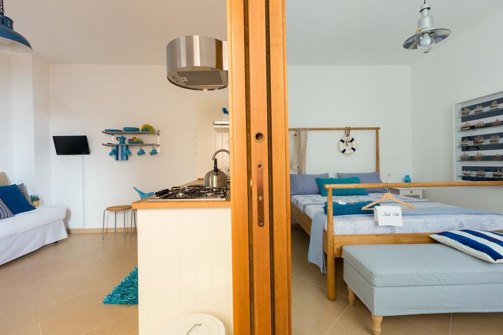 Isola Blu Aparthotel Taranto Exterior foto